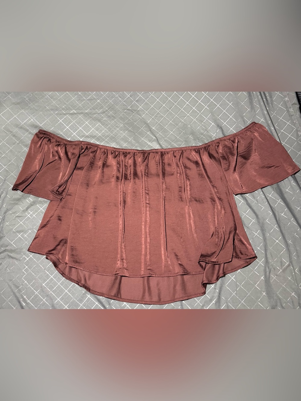 American Eagle Outfitters Mauve Off-Shoulder Satin Blouse